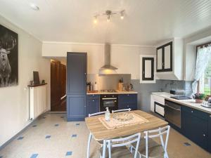 Appartements Gîte Vallée Verte 2824 Route du Col de Cou 74420 Burdignin Rhône-Alpes