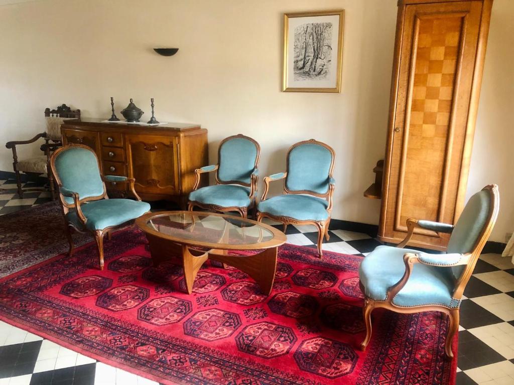 Gîtes de Damville 48 Rue Sylvain Lagescarde Damville, 27240 Damville