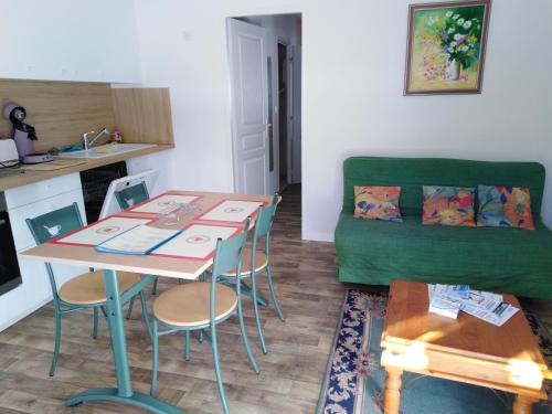 Gites de vacances Residence La Babaute LES ROUSSES
