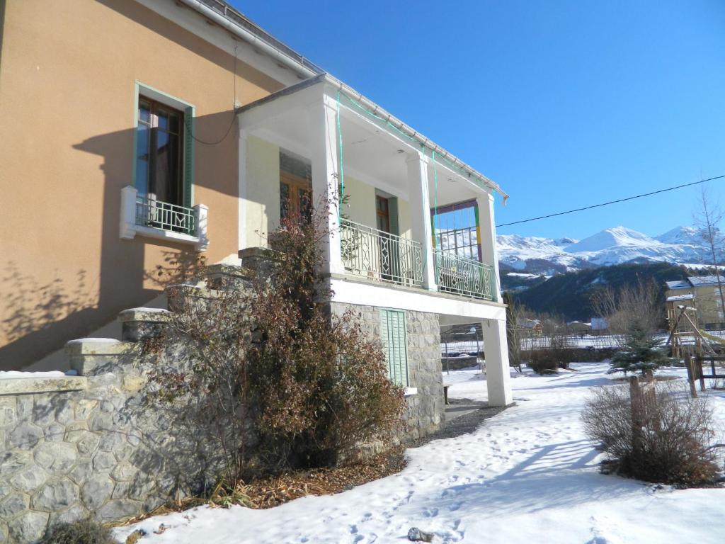 Appartements Gîtes la Mexicaine Les Clos de Guéniers 04850 Jausiers