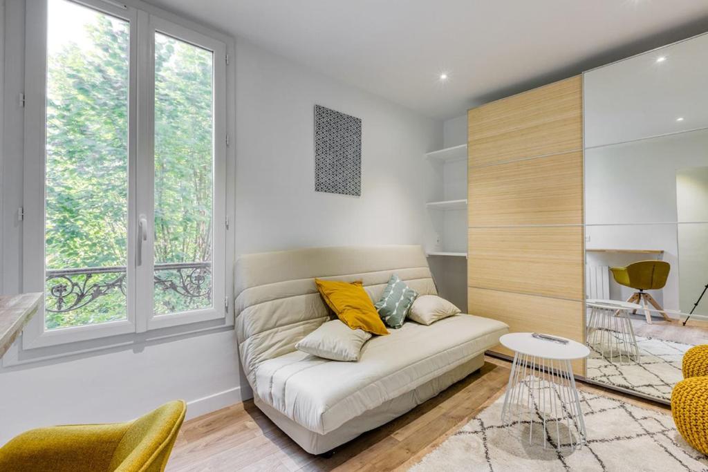 GL Single Town Apartment