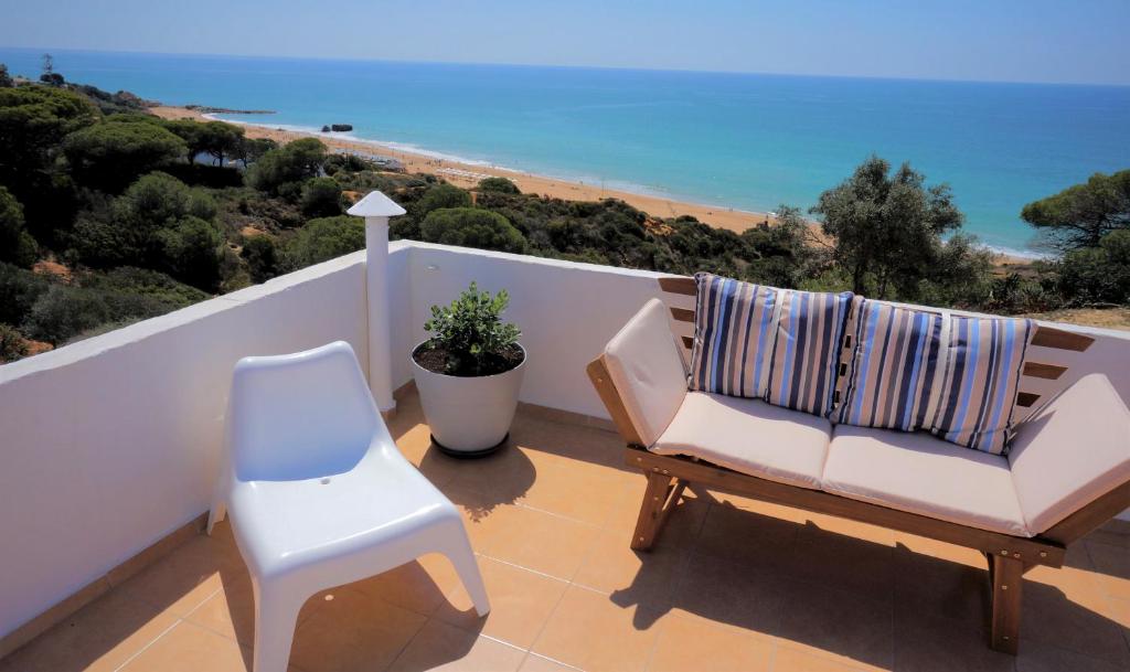 Appartements Golden Cliff House Avenida Infante D. Henrique nº 81, Areias S. João 8200-261 Albufeira