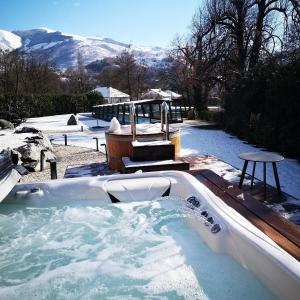 Grands Appartements avec Jacuzzi Privé By L'Argalyde Spa&Détente