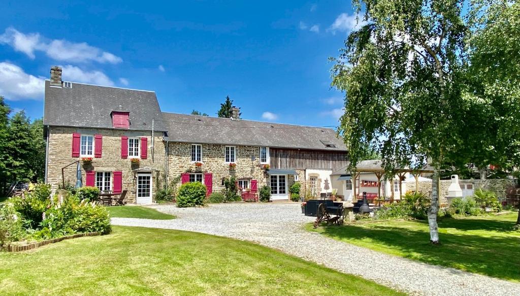 Greener Pastures - Normandy Self Catering Gites Greener Pastures La Sauvagère, 14410 La Chapelle-Engerbold