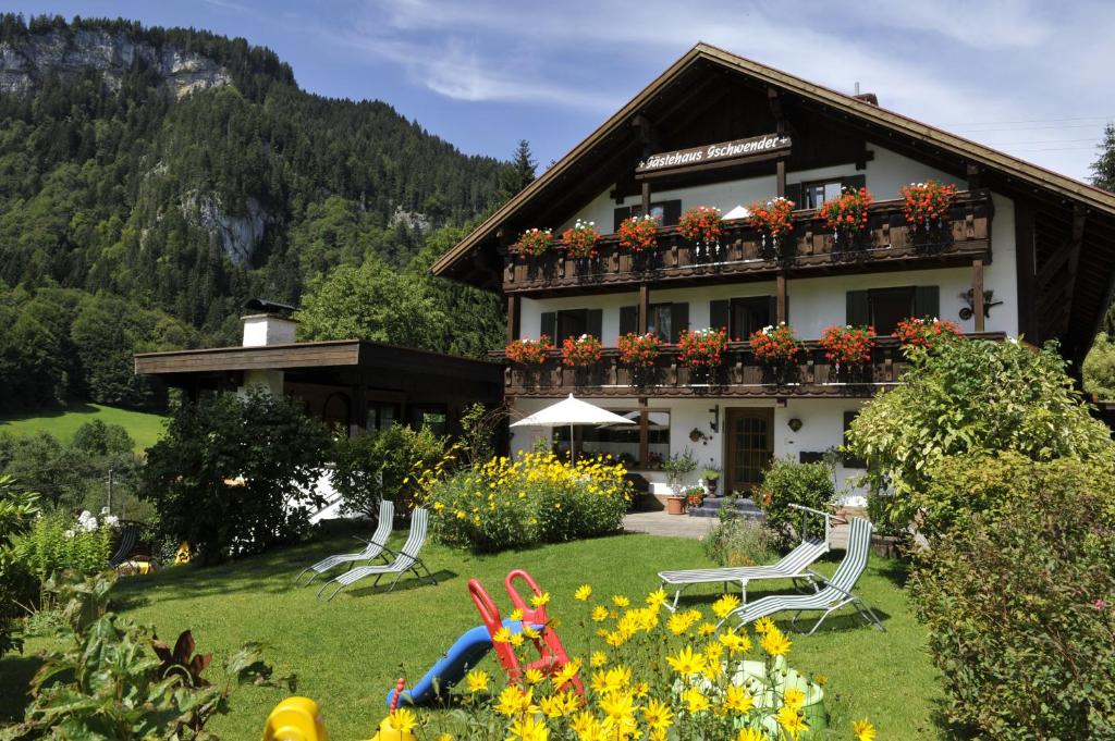 Gschwenderhaus Ferienwohnungen Wiesenweg 21, 87561 Oberstdorf