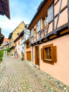 Appartements Guesthouse Les 3 Chateaux 61 Rue du Rempart Nord 68420 Eguisheim Alsace