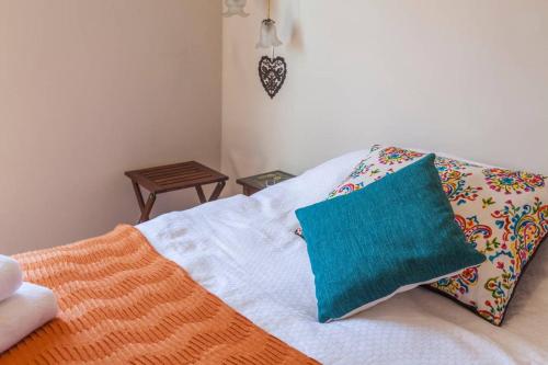 GuestReady- Picaria Orange Apartment