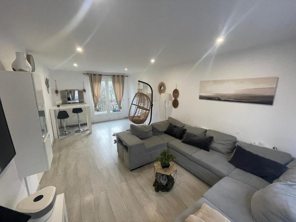 GuestReady - Studio Apartments in Downtown Cannes