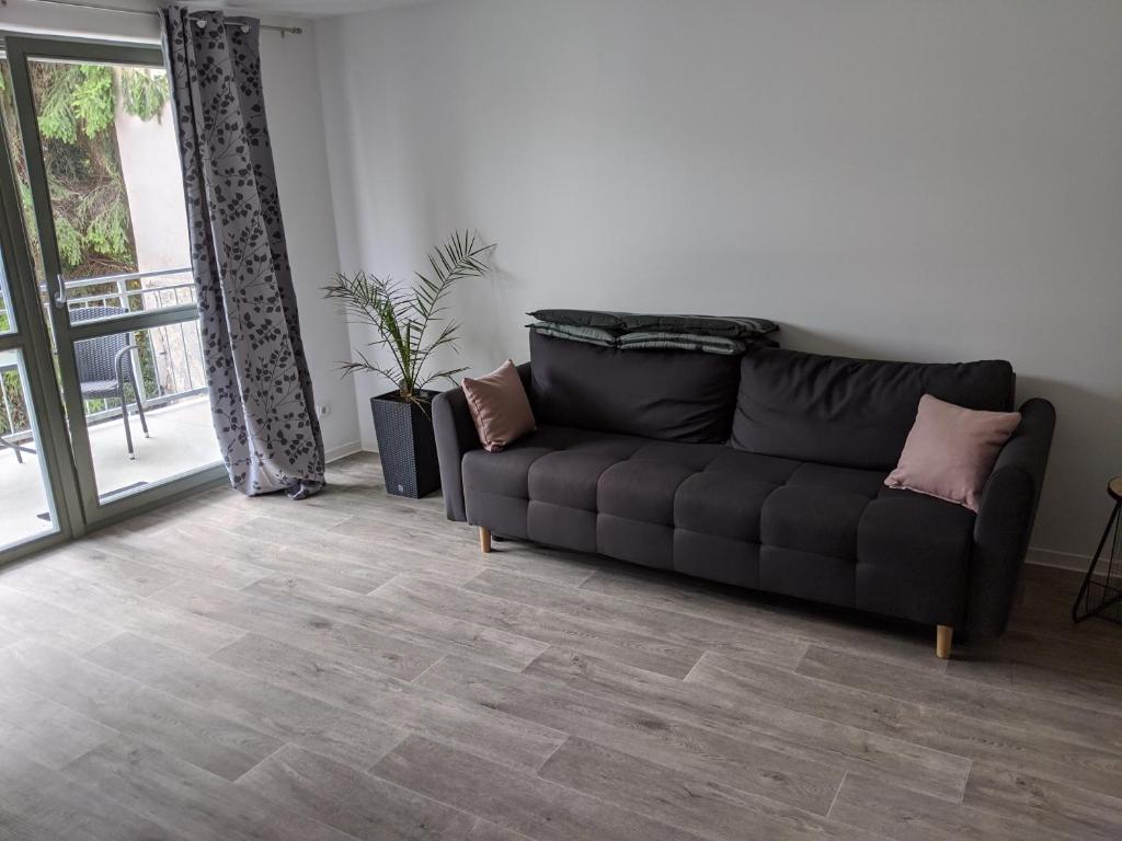 Appartements Gut schlafen in der Innenstadt von Zittau - Ferienwohnungen IO19 Innere Oybiner Straße 19 02763 Zittau