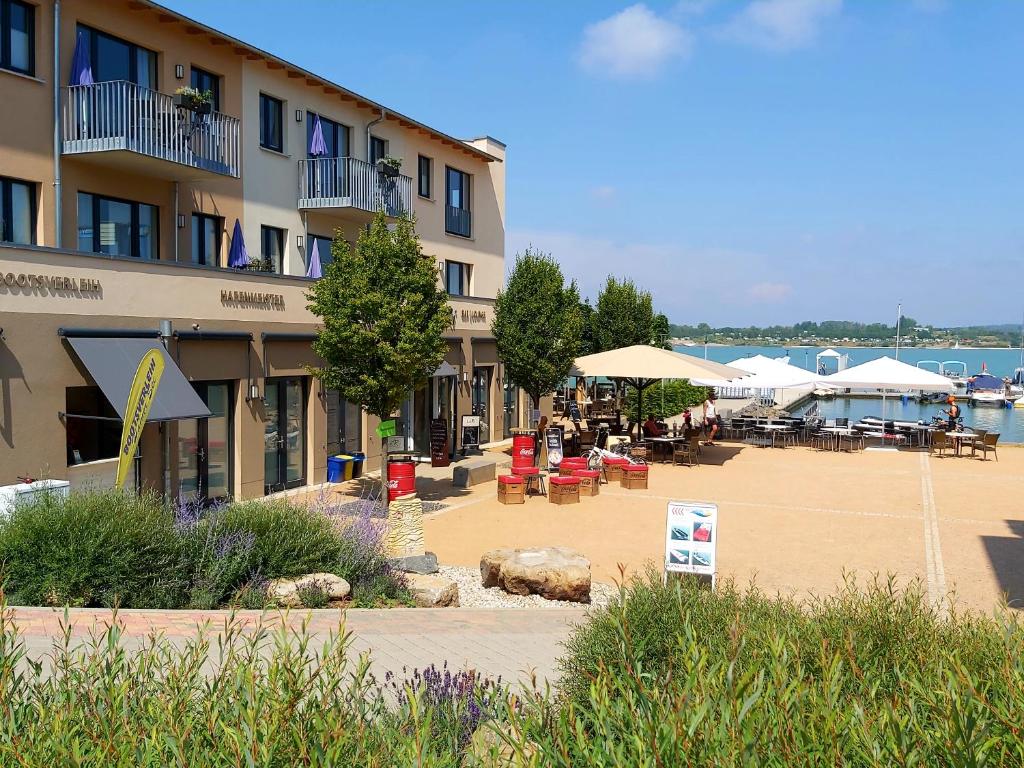 Appartements Hafen 15 - Ihre Ferienwohnung am Hainer See bei Leipzig 15 An der Lagune 04575 Neukieritzsch