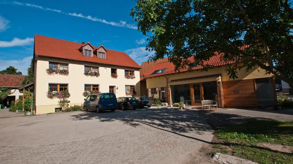 Appartements Haflingerhof Galster 35 Frankfurt 91480 Markt Taschendorf