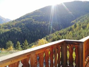 Hameau Pra Roustan by Godille