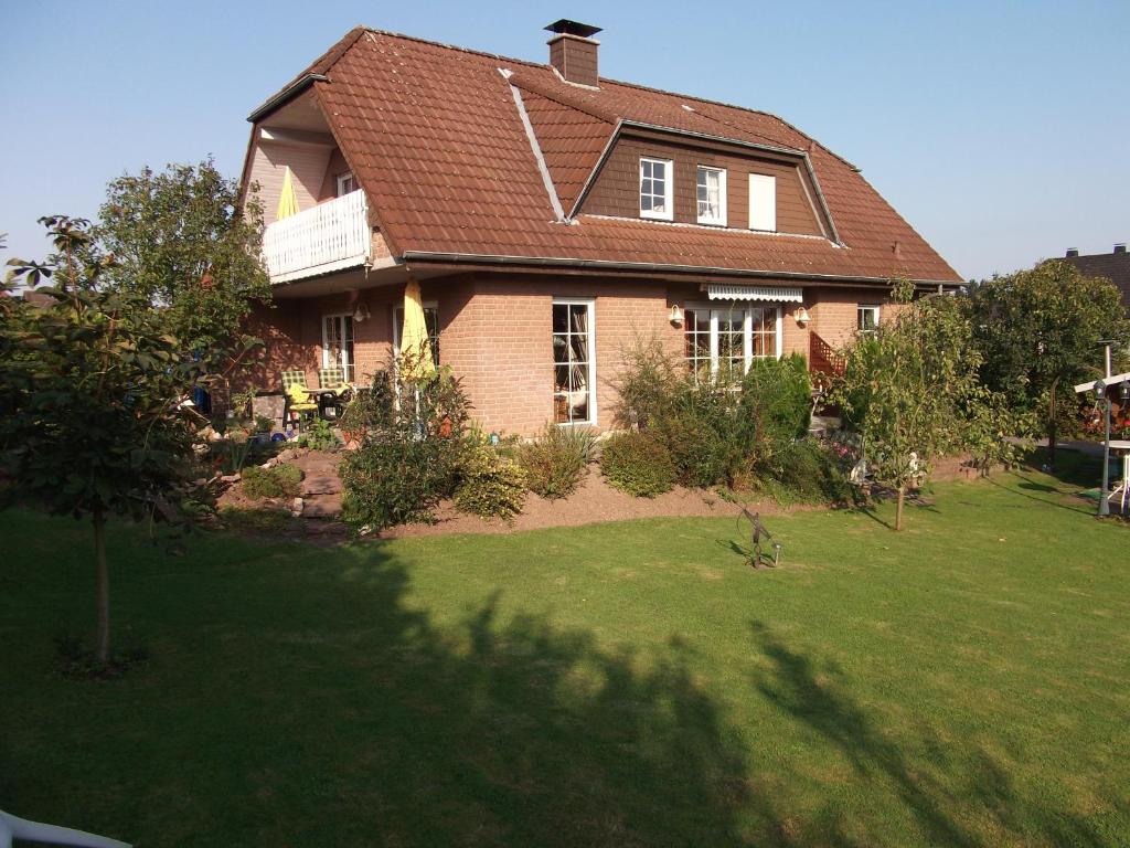 Haus Alexandra Lehrer Lippert Str. 14, 33014 Bad Driburg