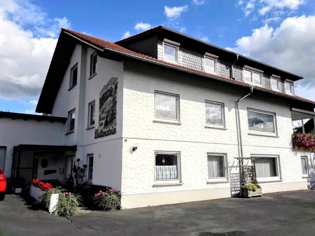 Appartements Haus Am Battenstein 10 Erlenweg 36115 Hilders