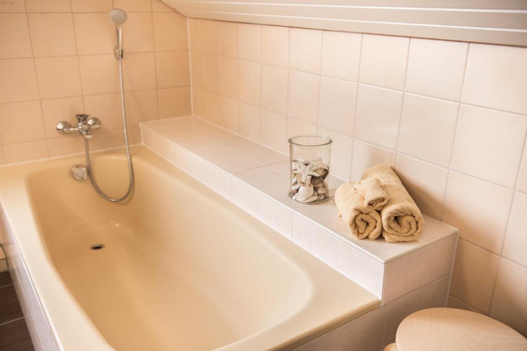 Appartements Haus am Sonnenhügel Flurstrasse 2 66871 Thallichtenberg