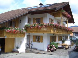 Appartements Haus Dananic Dorfstraße 6 A 83454 Anger Bavière