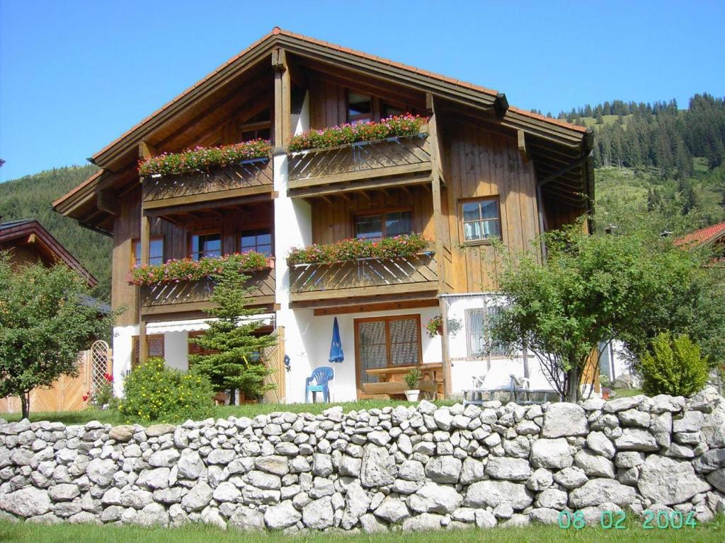 Haus Einstein Haselschwande 10a, 87541 Oberjoch