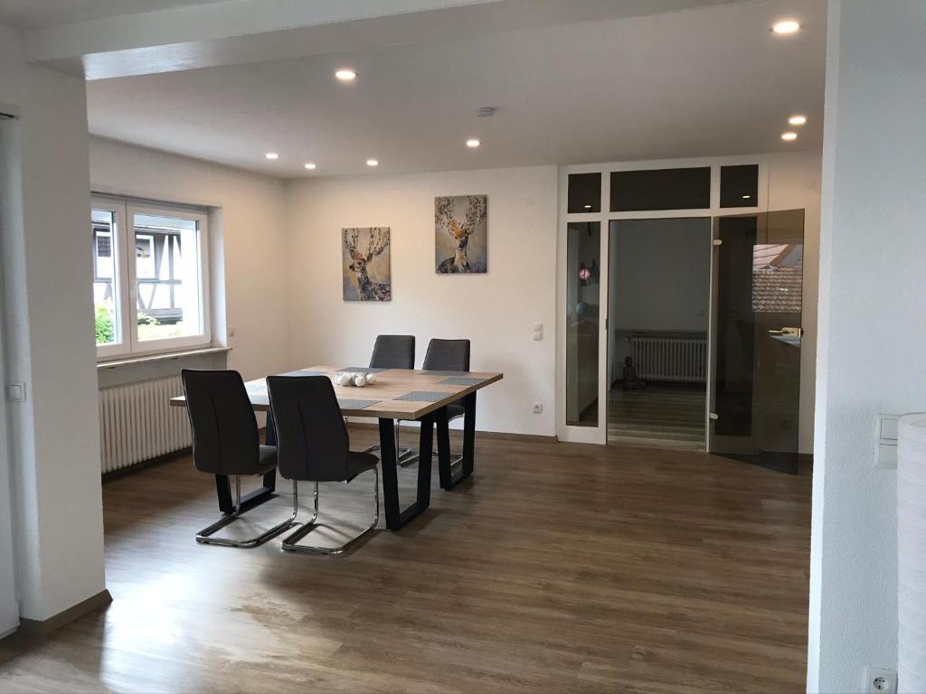 Appartements Haus Gaui Marktstraße 110 67489 Kirrweiler