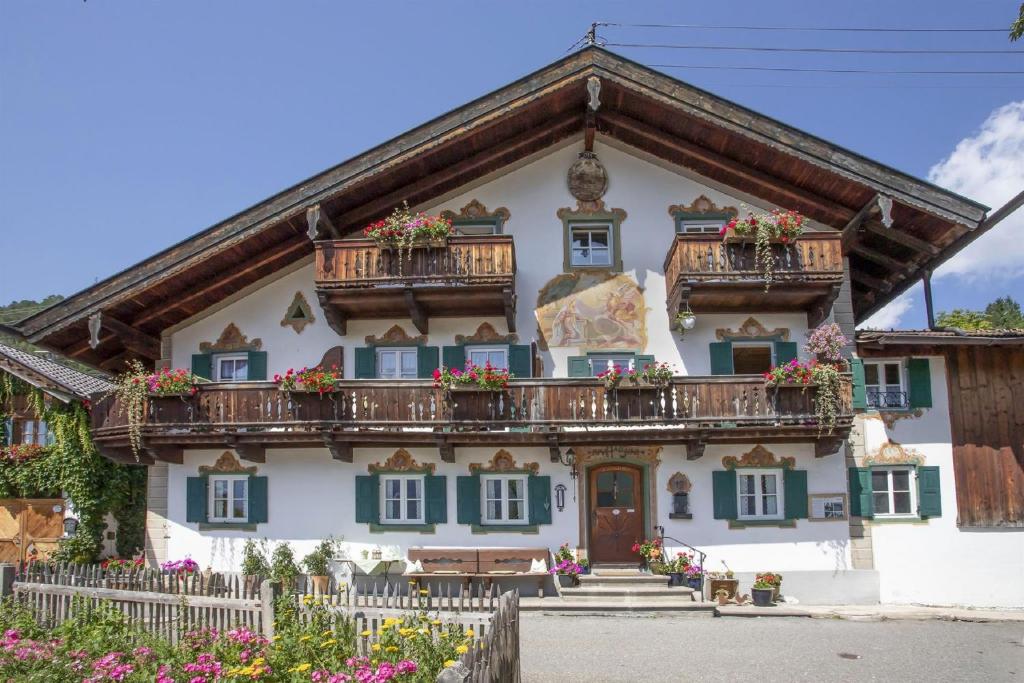 Appartements Haus Holler 12 Sonnleiten 82499 Wallgau