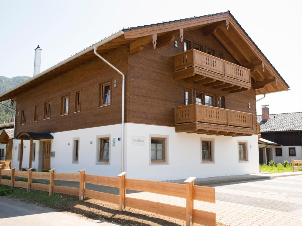 Appartements Haus im Moos - Chiemgau Karte Dammweg 5 83334 Inzell