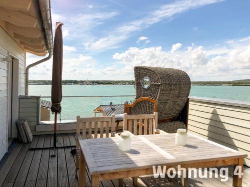 Haus im Schilf - Ferienwohnungen am Hainer See bei Leipzig