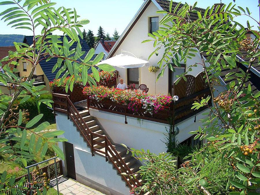 Appartements Haus König mit 2 Ferienwohnungen Bergblick 4 01855 Lichtenhain