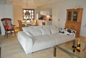 Haus Kranenborgh im Mühlenspiegel Steinhude am Meer