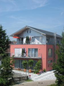 Appartements Haus Lorenz, Ferienwohnungen Brodmannstraße 8 88090 Immenstaad am Bodensee Bade-Wurtemberg