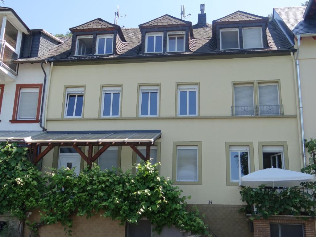 Appartements Haus Moezelblik Brandenburg 34 56856 Zell