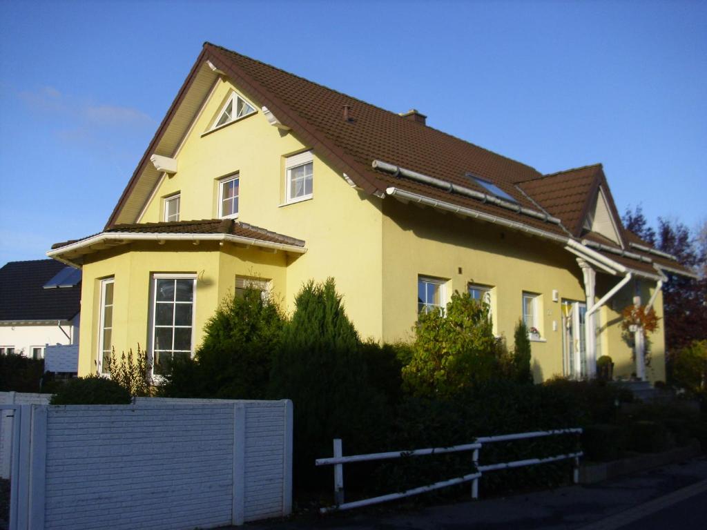 Appartements Haus Mühlenbach Mühlenbachstraße 2 c 53894 Mechernich