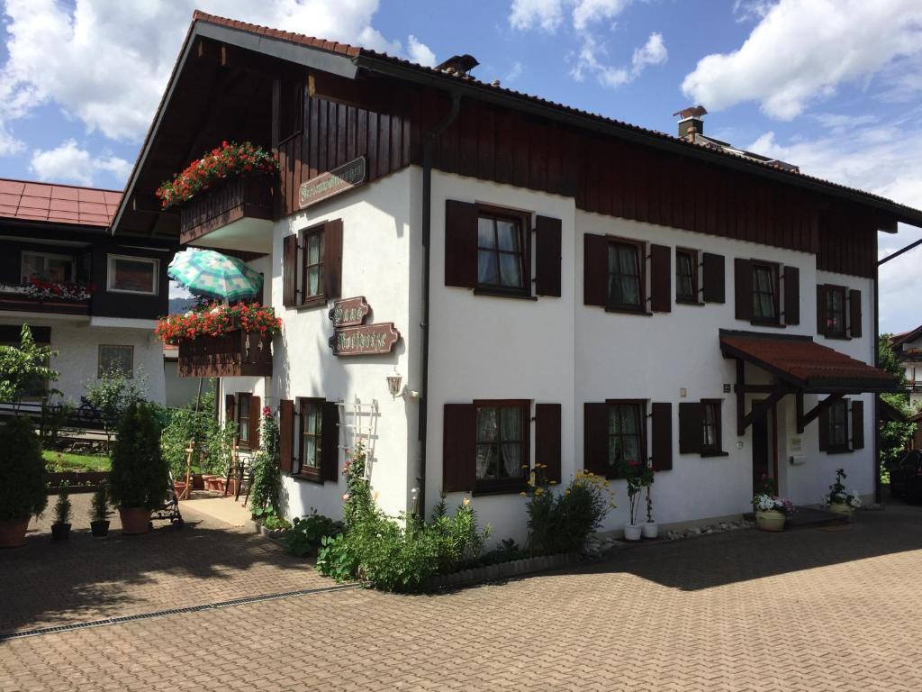 Appartements Haus Rotspitze Nebelhornstraße 41a 87561 Oberstdorf