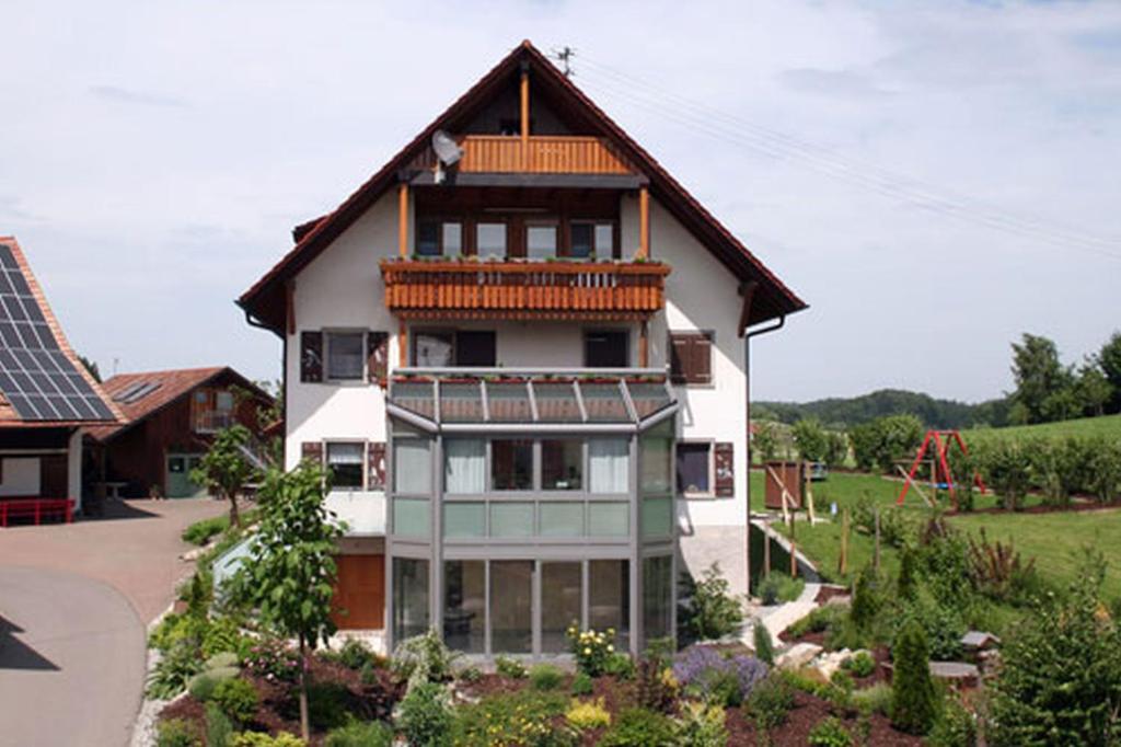 Appartements Haus Sonnenschein Wolfratz 1 88069 Tettnang