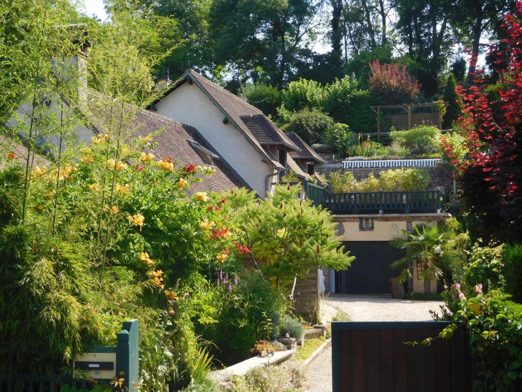 Haus Waldesruh Ferienwohnungen 34549 Hemfurth-Edersee