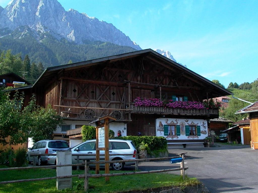 Haus Wienertoni Zugspitzstr. 4-6, 82491 Grainau
