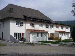 Appartements Hermeshof und Biohaus Hermeshofweg 4 79822 Titisee-Neustadt Bade-Wurtemberg