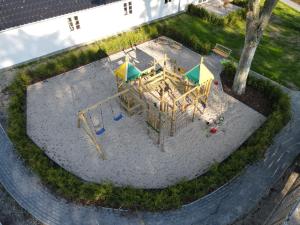 Herrenhaus-Henriettenhof