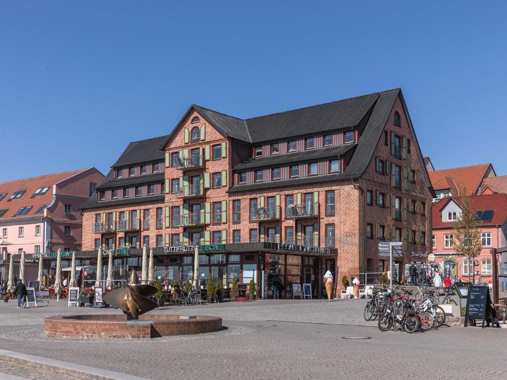 Appartements Historischer Kornspeicher am Stadthafen 1 Strandstraße 17192 Waren