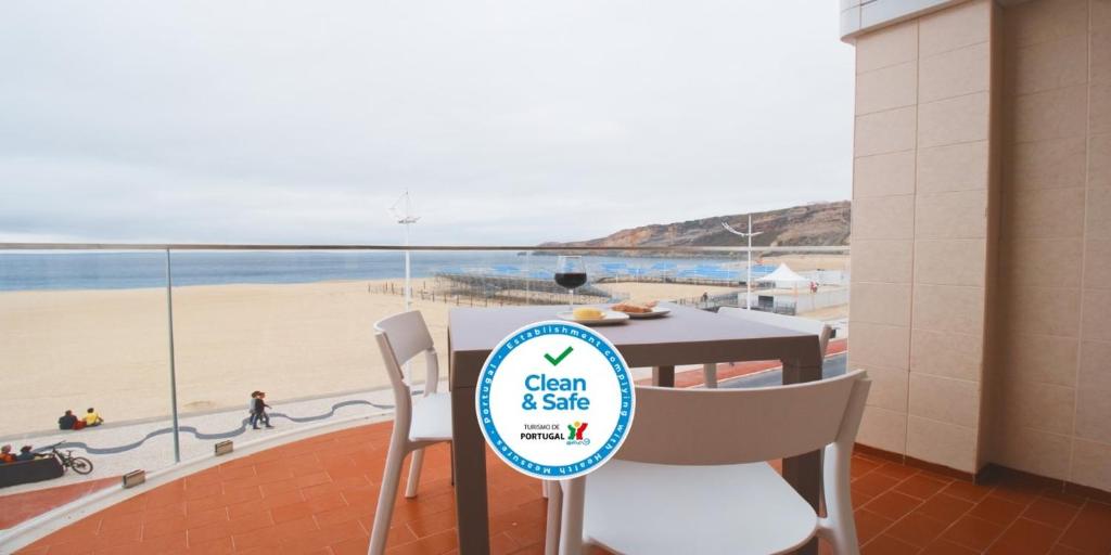 Holidays Nazaré marginal Rua Branco Martins N 26, 2450-108 Nazaré