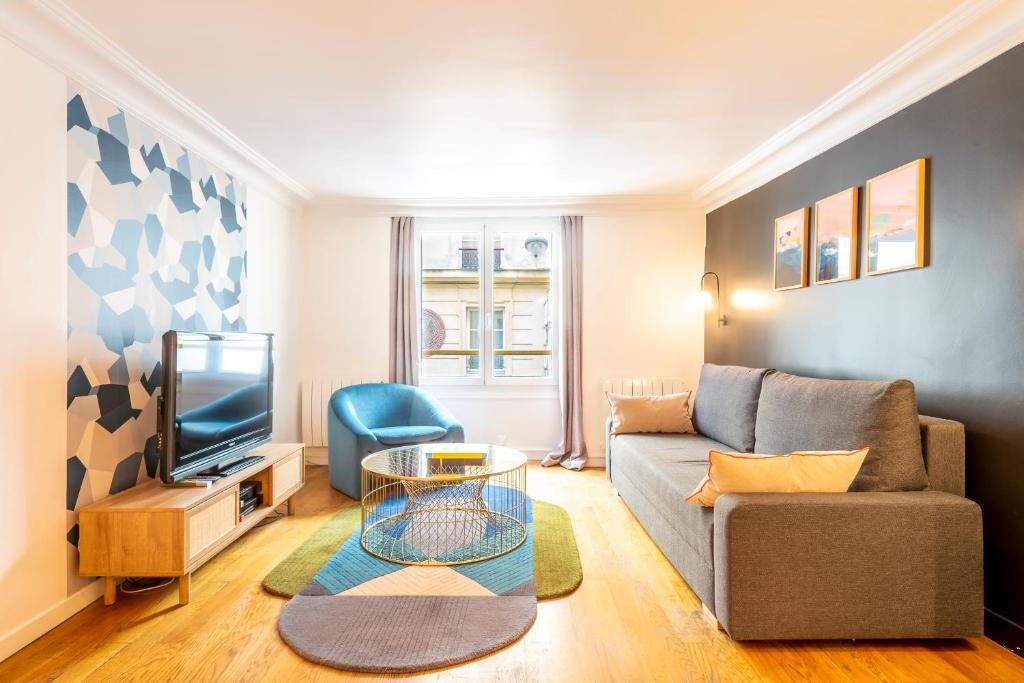 Appartements HolidaysInParis - Bourg Tibourg 3 Rue du Bourg Tibourg 75004 Paris