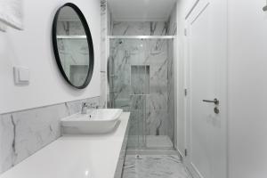 Home Out Rooms & Apartments