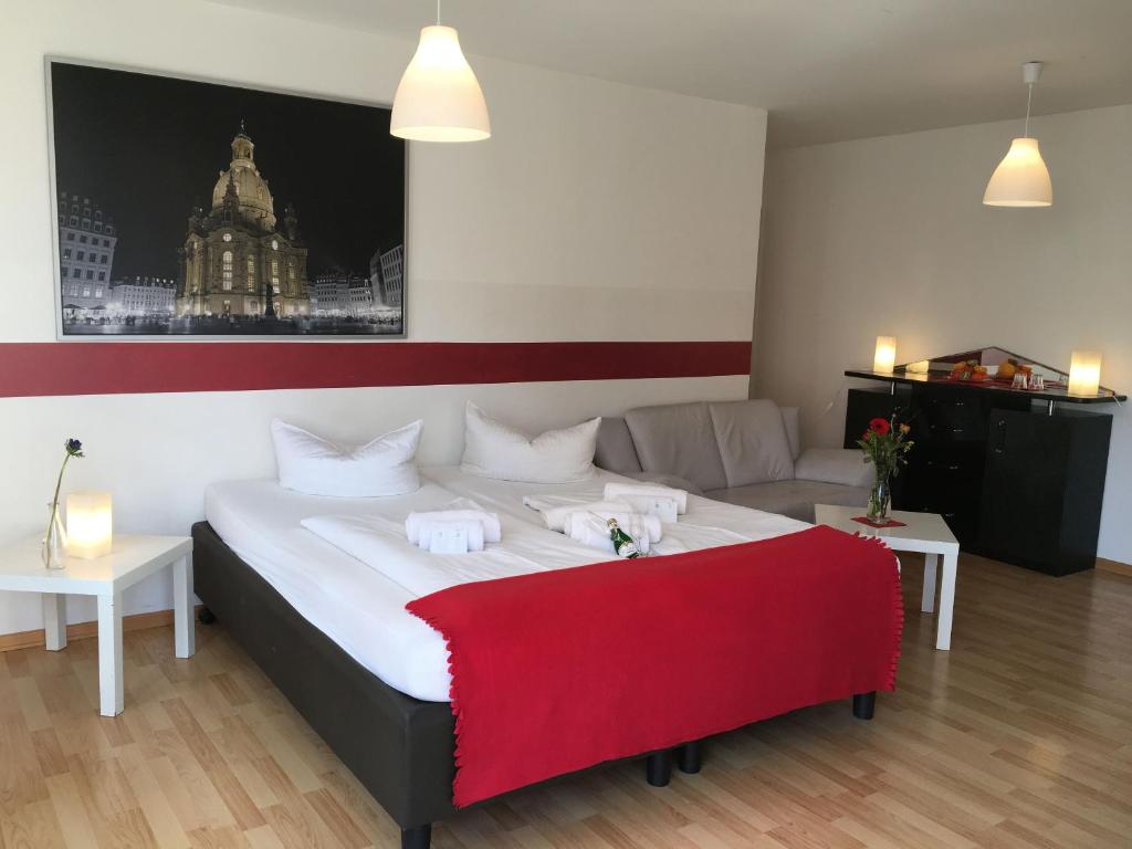 Hotel & Apartments Altstadtperle Gohliser Str. 17-19, 01159 Dresde