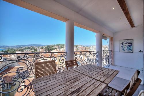 IMMOGROOM - Immeuble entier avec 5 appartements - CLIMATISATION - Proche de la plage et du Palais des Festivals