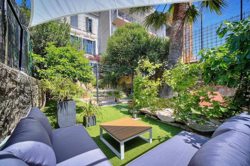 Appartements IMMOGROOM - Immeuble Louisette avec 6 appartements - Jardin - Climatisation 8 Rue Lycklama 06400 Cannes