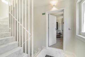 Appartements Intendente Modern Stays Top Location w/AC 3 Travessa da Bica aos Anjos 1170-015 Lisbonne -1