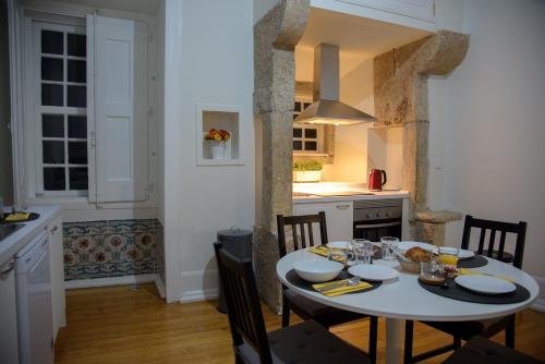 Janelas Verdes Apartments