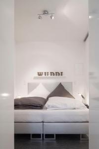 JB Apartments