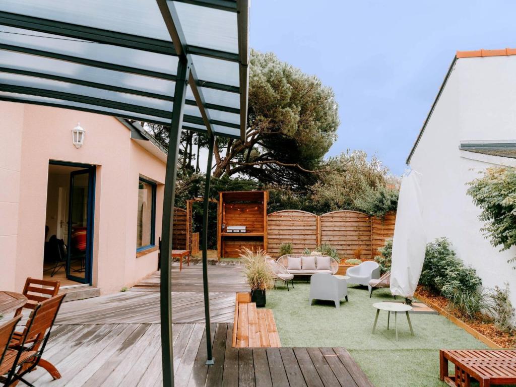 JP Ofir House