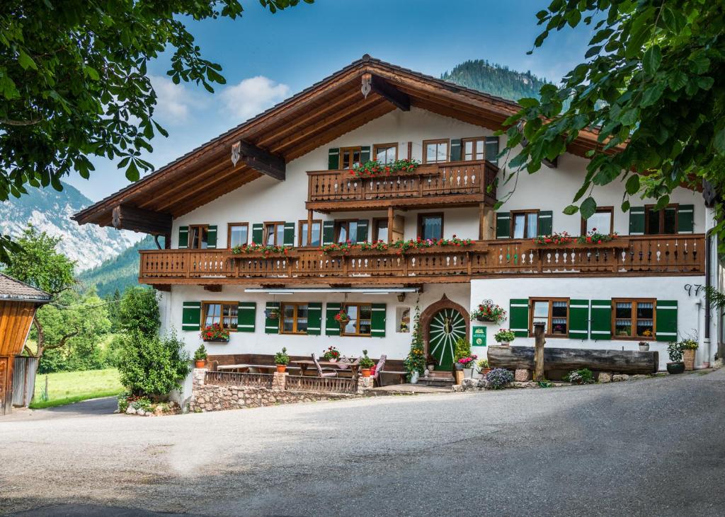 Appartements Kaltbachlehen Ferienwohnungen Alpenstraße 97 83486 Ramsau bei Berchtesgaden