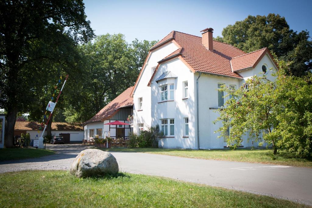 Komfort-Ferienwohnungen\ 33 Am Furlbach, 33758 Schloß Holte-Stukenbrock