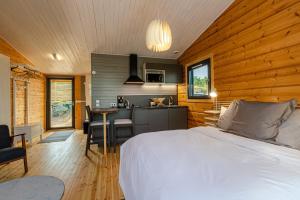 KOTEJA NATURE Maison Bois, Bain Nordique et Sauna